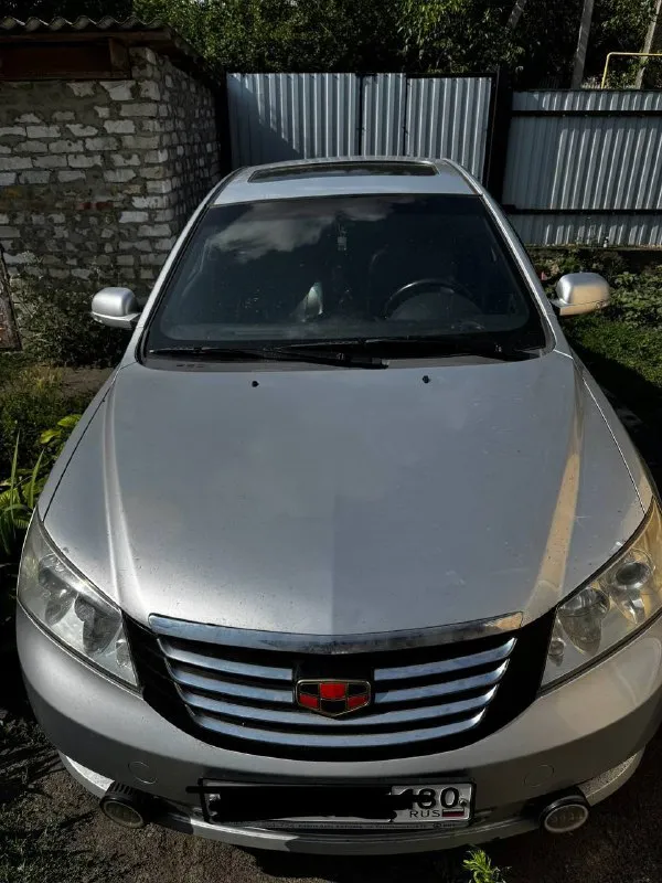 🚗 geely emgrand ec7, 2014 - автомобиль в хорошем техническом и визуальном состоянии в максимальной комплектации! (г. шахтерск) 🔍 главные причины купить именно это авто: ✅ зеркало заднего вида с встроенным регистратором ✅ кузов в не плохом состоянии!( есть незначительные недочёты) ✅ не участвовала в авариях ✅ пробег (174.550) ✅ максимальная комплектация luxe: антиблокировочная система, подушки безопасности, парктроник, климат-контроль, usb, кожаный салон и многое другое! ✅ обмен на машину на автомате, с моей доплатой ✅ надежная мкпп! ✅ электролюк! ✅ 2 комплекта резины! летняя резина на литых оригинальных дисках r16. зимняя на штампах! ✅ регулярное техническое обслуживание, 1000 км назад заменены все тех. жидкости, подушка двигателя, цепь грм! ✅ в коммерческих целях и такси не использовалась! 📞 подробнее расскажем по телефону! +79494657879 ✅ обсудим все! 📲 tg: @ruslan_hk 📞 звоните: +7(949)4657879 - фотография - 2