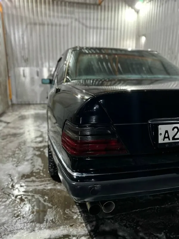 В продаже mercedes е220 w124,amg с объемом 2.2 бензин! авто в достойном состоянии, на хорошей резине!макеевка. цена 350 000р + торг. +79495898728 📞 звоните: +7(949)5898728 - фотография - 2