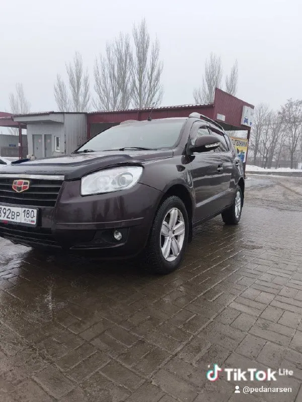 Продам джили мгран х7 2 литра механика 2014 год пробег 130 тыс км автомобиль без вложений 2 комплекта шин автомобиль большой комфортный быстрый, управляемый, обработан без гнили, двигатель без посторонних звуков и потёков ходовка поменяна любые проверки на любом сто за ваш счёт, по документам все четко по комплектации автозапуском, парктроник, подогрев сидений, магнитафон 2 дин электро регулировка зеркал с подогревом, мульти руль, все вопросы по телефону+79495091984 осмотр макеевка цена 710 тыс руб торг 📞 звоните: +7(949)5091984 - фотография - 1