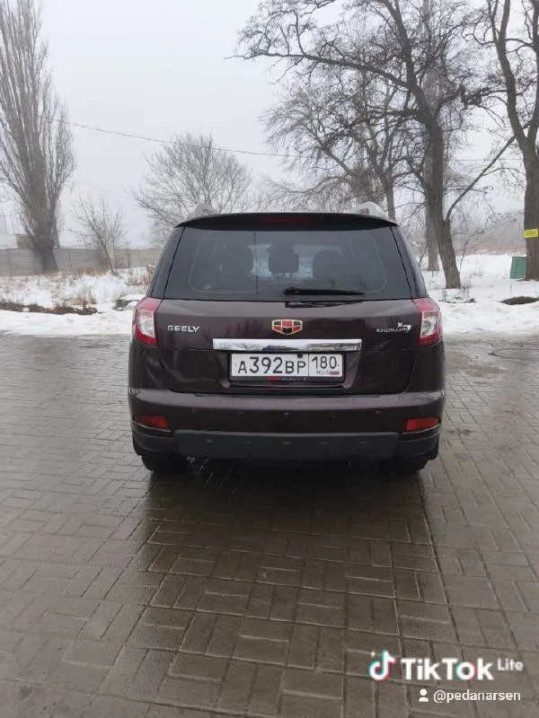 Продам джили мгран х7 2 литра механика 2014 год пробег 130 тыс км автомобиль без вложений 2 комплекта шин автомобиль большой комфортный быстрый, управляемый, обработан без гнили, двигатель без посторонних звуков и потёков ходовка поменяна любые проверки на любом сто за ваш счёт, по документам все четко по комплектации автозапуском, парктроник, подогрев сидений, магнитафон 2 дин электро регулировка зеркал с подогревом, мульти руль, все вопросы по телефону+79495091984 осмотр макеевка цена 710 тыс руб торг 📞 звоните: +7(949)5091984 - фотография - 4