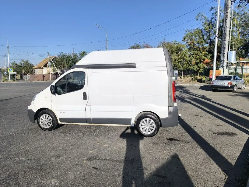 Reno trafik 2 пробег 452000 двигатель 2.0л коробка механика 6 ступка. цена:1150000 тел:+79495994098 продаю свой автомобиль куплен в европе. самая надёжная связка - 2.0 + мкпп 6 ступка высокий очень удобная погрузка выгрузка. автомобиль в хорошей комплектации с кондиционером электро приводом стёкол и зеркал, (фаркоп вписан) полностью обслужен без каких либо вложений. хорошая зимняя резина. любой вид переоформления. возможен безналичный расчёт. 📲 tg: владимир владимир 📞 звоните: +7(949)5994098 - фотография - 5