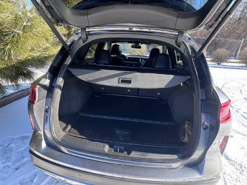 Infinity qx 50 2020 год 2.0 бензин, полный привод, кожа, бесключевой доступ, панорама, черный потолок, диски р20, новая резина, пробег 80 т км, хороший карфакс. донецк, цена 2 млн 360 т рублей, торг, обмен. срочно +79493145500 - фотография - 8