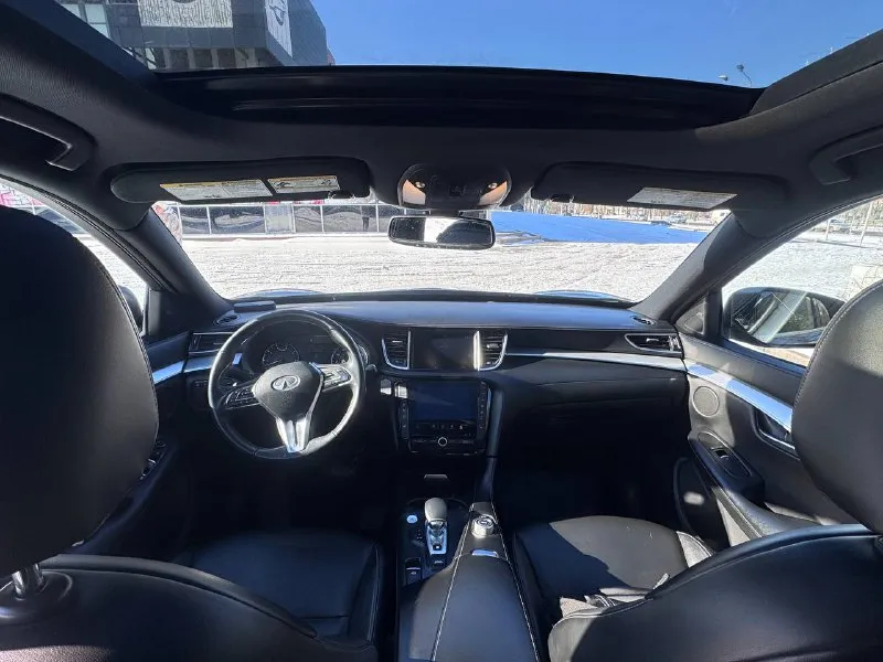 Infiniti qx 50 2020 год 2.0 бензин, полный привод, кожа, бесключевой доступ, панорама, черный потолок, диски р20, новая резина, пробег 80 т км, хороший карфакс. донецк, цена 2 млн 360 т рублей, торг, обмен. срочно +79493145500 - фотография - 9