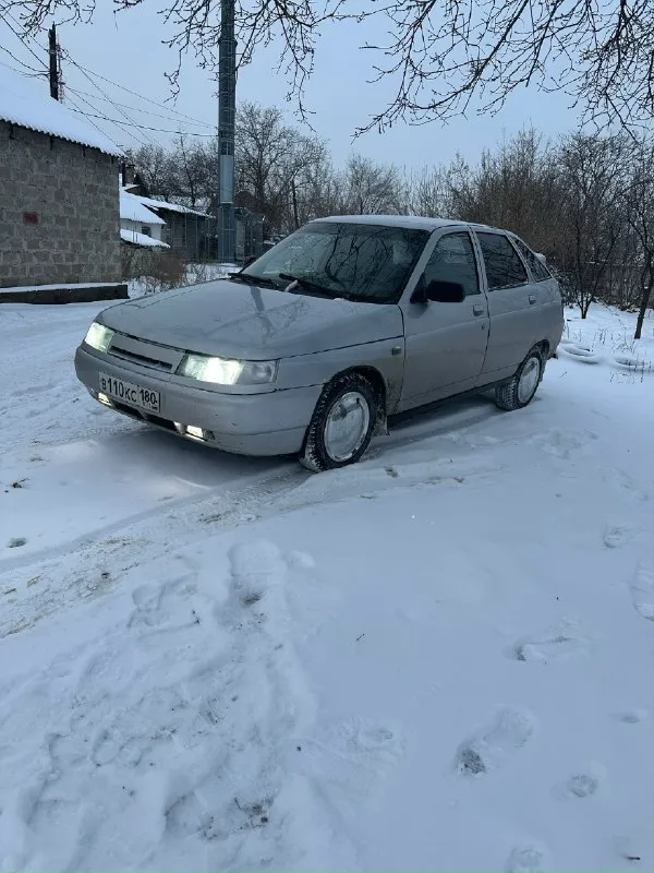 Продам ваз 2112 в хорошем состоянии. мотор 1.6 16v работает отлично, не троит, не дымит масло, не ест. кпп-пятиступка. переключает отлично, не выбивает, не хрустит. по технике отлично. вложение не требует. на хорошем ходу. парктроник. не гнилая пороги, дно все целое стаканы лонжероны отлично. печка греет отлично. новая резина. на штампах. электрики вся исправна приятная музыка. 4 стеклоподъёмника-центральные замки, сигнализация. цена. 220. любое переоформление. номера в подарок. остальные вопросы по телефону +79495036377.донецк 📞 звоните: +7(949)5036377 - фотография - 2