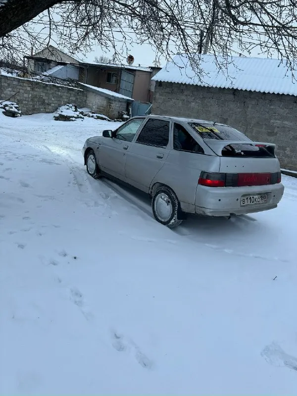 Продам ваз 2112 в хорошем состоянии. мотор 1.6 16v работает отлично, не троит, не дымит масло, не ест. кпп-пятиступка. переключает отлично, не выбивает, не хрустит. по технике отлично. вложение не требует. на хорошем ходу. парктроник. не гнилая пороги, дно все целое стаканы лонжероны отлично. печка греет отлично. новая резина. на штампах. электрики вся исправна приятная музыка. 4 стеклоподъёмника-центральные замки, сигнализация. цена. 220. любое переоформление. номера в подарок. остальные вопросы по телефону +79495036377.донецк 📞 звоните: +7(949)5036377 - фотография - 5