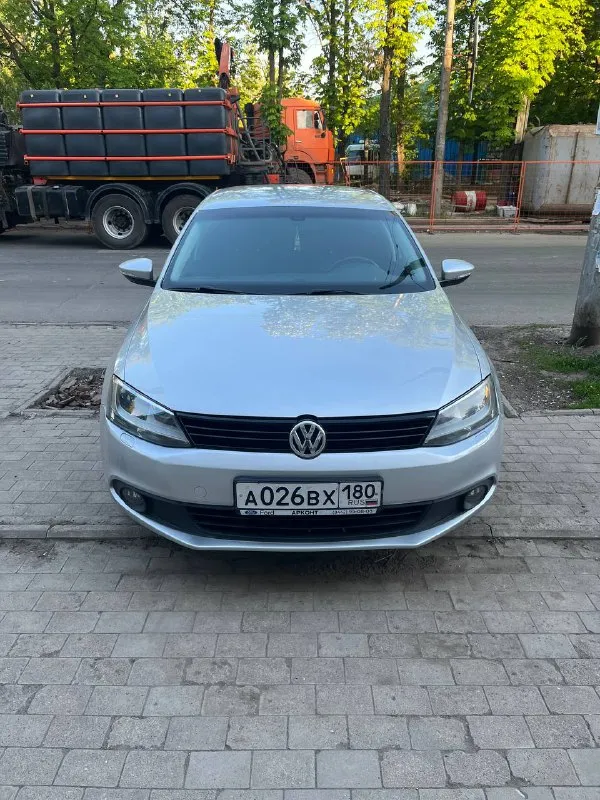 Volkswagen jetta 6 11/2012,эксплуатация с 2013 года. пробег 213 тыс. состояние сел - поехал, есть мо... - фотография