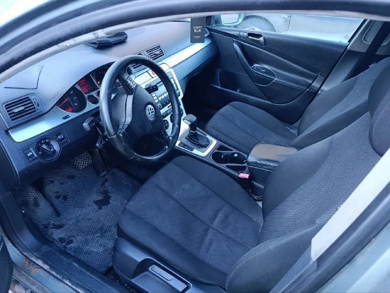 💶 цена: 420т. р. 📮 город: новоазовск 🚘 марка / модель: wolksvagen passat b6 📅 год выпуска: 2007 📊 пробег: 150000 ⛽ двигатель (тип, объем, мощность): 2.0 tgsi 200л. с. ✅ vin код: wvwck93c57e211371 🔧 тип кпп: акпп ⏳ срок владения: 2 года 📝 описание: машина на полном ходу, мотор работает исправно, коробка переключает плавно, требует вложений, есть проблемы с электрикой и кузовом, потому и цена соответствует. масло не ест, не дымит, расходники все менялись во время. замена масла каждые 6т. более подробная информация по телефону или при осмотре. ☎ контактный телефон:+79493102748 📞 звоните: +7(949)3102748 - фотография - 8