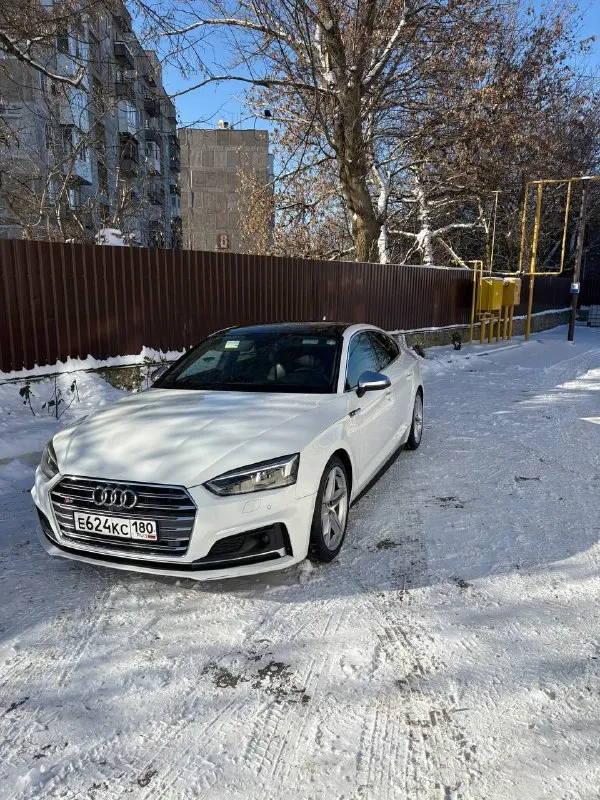 Продам audi s5 2019 год выпуска, 64000 пробег, мотор 3.0 349л. с quattro, лифтбэк, в идеальном состо... - фотография