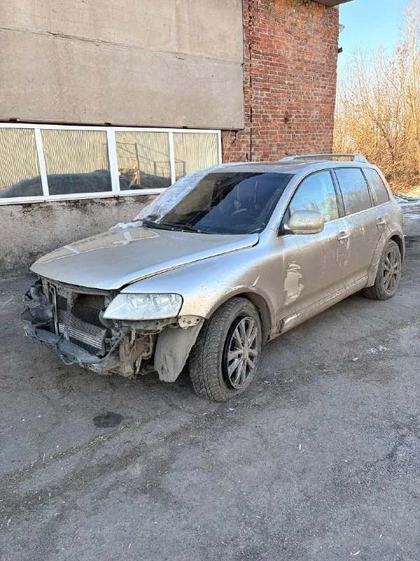Продам туарег, заводится вырван передний наконечник цена 250000 енакиево остальные вопросы в лс или по номеру +79493208643 📲 tg: @boka19904 📞 звоните: +7(949)3208643 - фотография - 4