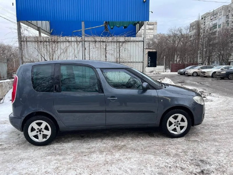 Автор: продам skoda roomster ( skoda румстер) 2008 год бензин 1.6 пробег 287000 технически в отличном состоянии. хорошая семейная и рабочая машина. владею авто более трех лет. есть панорама. имеются моменты по кузову. продаю в связи с покупкой нового автомобиля. г. харцызск цена 650 тысяч. торг. +79595120374 +79493089744.. ???наш телеграм канал [ бесплатное размещение за репост??? правила сообщества [ мы в мах [ [ 📞 звоните: +7(949)3089744 - фотография - 2