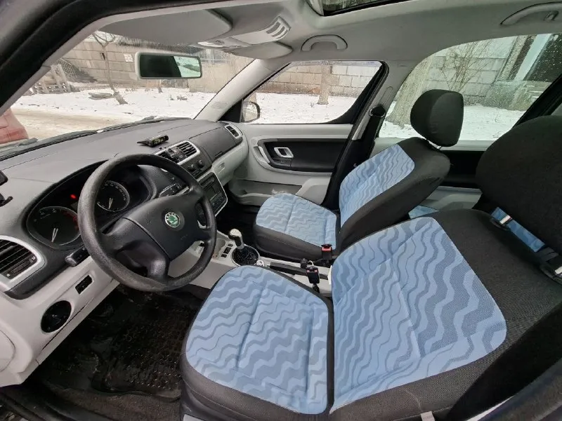 Автор: продам skoda roomster ( skoda румстер) 2008 год бензин 1.6 пробег 287000 технически в отличном состоянии. хорошая семейная и рабочая машина. владею авто более трех лет. есть панорама. имеются моменты по кузову. продаю в связи с покупкой нового автомобиля. г. харцызск цена 650 тысяч. торг. +79595120374 +79493089744.. ???наш телеграм канал [ бесплатное размещение за репост??? правила сообщества [ мы в мах [ [ 📞 звоните: +7(949)3089744 - фотография - 7