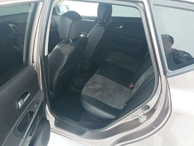 Kia ceed в хорошем состоянии вложений не требует объем 1.6 масло не ест не пинает стекла в круг родные. 195 000 родного пробега. 2011года. автотека зелёная. документы в порядке. диагностическая карта для постановки на учёт есть. цена 820.000тр. торг на капоте если не дозвонились пишите перезвоню. т+79497313868. 📲 tg: александр тюрин 📞 звоните: +7(949)7313868 - фотография - 7