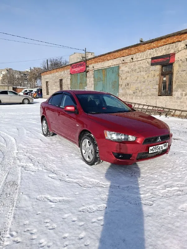 Продам митсубиси лансер x 2008г двигатель 1.8 пробег 236тыс 2 хозяина коробка:акпп двигатель не дымит, масло не ест, работает без посторонних звуков. акпп не пинает, не буксует, переключает мягко и плавно! ходовая обслужена! новое акб, новые стойки стабилизатора в круг, новые блины передние и колодки передние, новые резинки стабилизатора, новый стартер, новый гидроусилитель руля, новый левый рычаг в сборе, новые стойки передние, новое масло в двигателе и фильтра! по электрике все работает, кондиционер заправлен! комплектация: датчик дождя/света, подогревы передних сидений, климат контроль, сенсорная мультимедиа с камерой заднего вида, сигнализация с автозапуском и обратной связью, эл. подогрев и регулировка зеркал. документы кристально чистые, без запретов, без штрафов, переоформление без проблем цена 680т. р. небольшой торг у капота. г. торез +79493745821 +79491267452 - фотография - 3