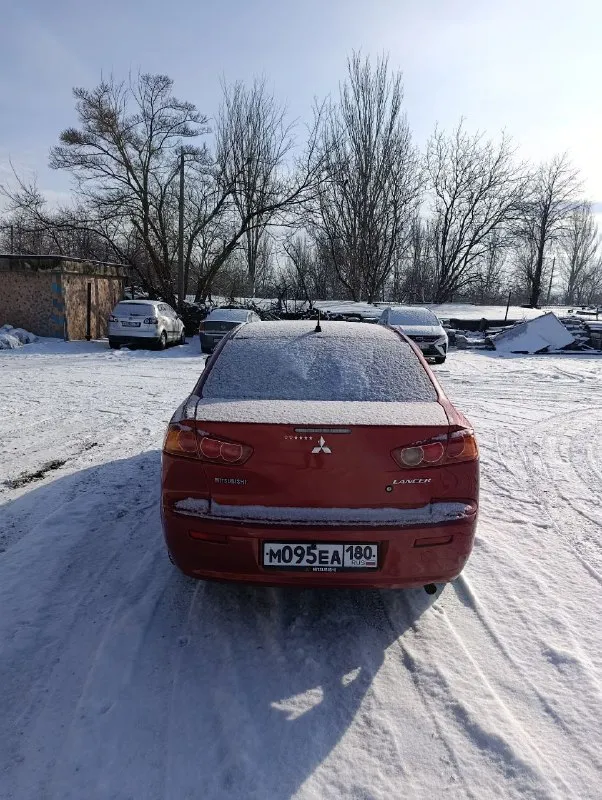 Продам митсубиси лансер x 2008г двигатель 1.8 пробег 236тыс 2 хозяина коробка:акпп двигатель не дымит, масло не ест, работает без посторонних звуков. акпп не пинает, не буксует, переключает мягко и плавно! ходовая обслужена! новое акб, новые стойки стабилизатора в круг, новые блины передние и колодки передние, новые резинки стабилизатора, новый стартер, новый гидроусилитель руля, новый левый рычаг в сборе, новые стойки передние, новое масло в двигателе и фильтра! по электрике все работает, кондиционер заправлен! комплектация: датчик дождя/света, подогревы передних сидений, климат контроль, сенсорная мультимедиа с камерой заднего вида, сигнализация с автозапуском и обратной связью, эл. подогрев и регулировка зеркал. документы кристально чистые, без запретов, без штрафов, переоформление без проблем цена 680т. р. небольшой торг у капота. г. торез +79493745821 +79491267452 - фотография - 4
