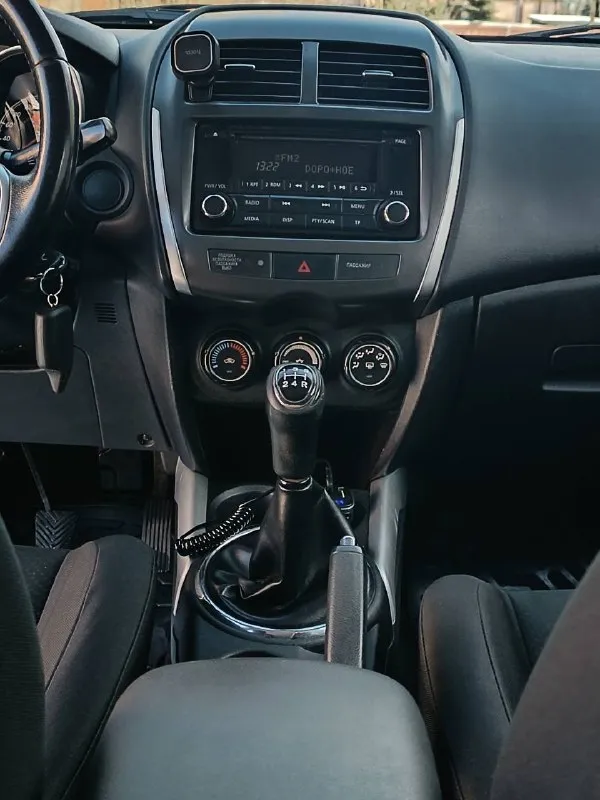 Продам авто mitsubishi asx dvr outlander spot 2013 г. двигатель 16, коробка механика в отличном состоянии ! масло не берёт, не дымит, работает тихо без лишних стуков коробка ходовка в отличном состоянии всё работает в штатном режиме. электрика тоже всё хорошо, по кузову вся в заводе, кроме крышки багажника. два ключа, два комплекта резины японского производства в отличном состоянии обе на дисках! цена 1м120 т. руб. тел: +79495254280 или +79185487099 ватсап/телеграмм 📲 tg: @lilia_gadanie_taro 📞 звоните: +7(949)5254280 - фотография - 8