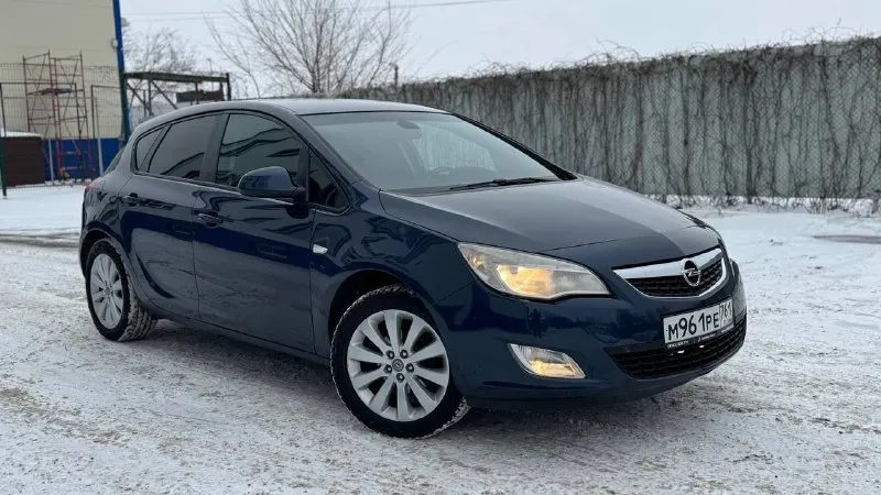 Автомобиль в хорошем состоянии, без рыжиков и прочего, нидавно обслужил, я собственик, заменил колодки в круг, переуплотнил весь мотор, с заменой ремней фирмы гейц, мотор сухой, замена масла и всех фильтров, дорогая магнитола андроид с кар-плей с сим картой, есть камера заднего вида, и регистратор, все роботает двух зонный климат, парктроники и т. д, в комплекте есть лето, есть видео авто небольшой торг, год 2010 цена 700т. р пробег 182000. +79889938143 - фотография - 2