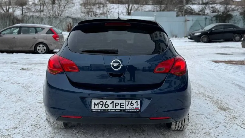 Автомобиль в хорошем состоянии, без рыжиков и прочего, нидавно обслужил, я собственик, заменил колодки в круг, переуплотнил весь мотор, с заменой ремней фирмы гейц, мотор сухой, замена масла и всех фильтров, дорогая магнитола андроид с кар-плей с сим картой, есть камера заднего вида, и регистратор, все роботает двух зонный климат, парктроники и т. д, в комплекте есть лето, есть видео авто небольшой торг, год 2010 цена 700т. р пробег 182000. +79889938143 - фотография - 4