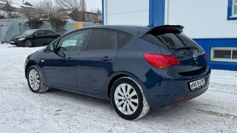 Автомобиль в хорошем состоянии, без рыжиков и прочего, нидавно обслужил, я собственик, заменил колодки в круг, переуплотнил весь мотор, с заменой ремней фирмы гейц, мотор сухой, замена масла и всех фильтров, дорогая магнитола андроид с кар-плей с сим картой, есть камера заднего вида, и регистратор, все роботает двух зонный климат, парктроники и т. д, в комплекте есть лето, есть видео авто небольшой торг, год 2010 цена 700т. р пробег 182000. +79889938143 - фотография - 6