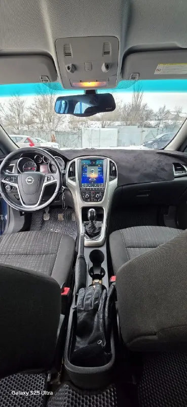 Автомобиль в хорошем состоянии, без рыжиков и прочего, нидавно обслужил, я собственик, заменил колодки в круг, переуплотнил весь мотор, с заменой ремней фирмы гейц, мотор сухой, замена масла и всех фильтров, дорогая магнитола андроид с кар-плей с сим картой, есть камера заднего вида, и регистратор, все роботает двух зонный климат, парктроники и т. д, в комплекте есть лето, есть видео авто небольшой торг, год 2010 цена 700т. р пробег 182000. +79889938143 - фотография - 7