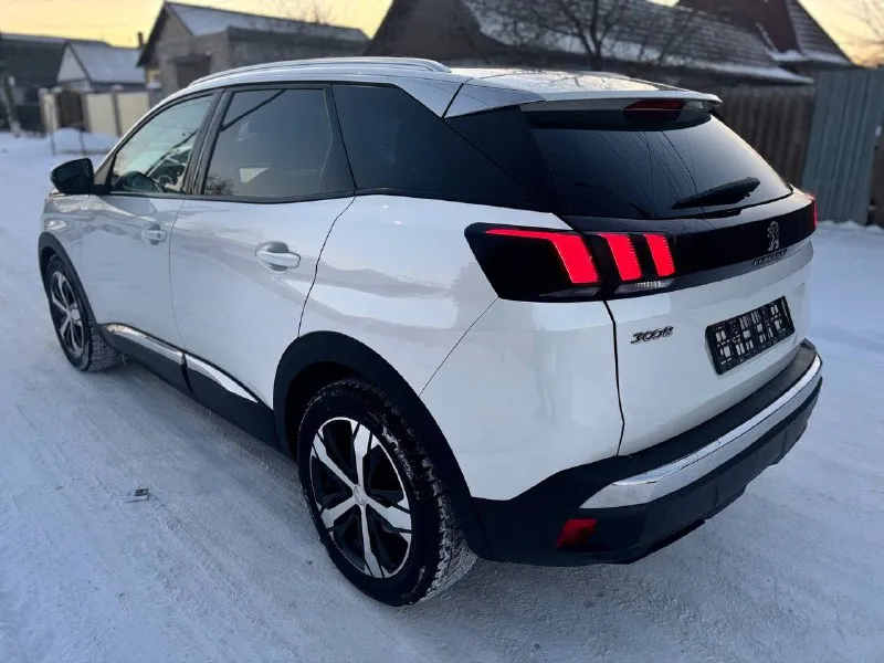 🚘 peugeot 3008 год 2017 двс 2.0 hdi дизель пробег 92т км кпп автомат ☎️+79497309912 ✅авто в идеальном состоянии! ✅с оригинальным пробегом92т км ✅1 хозяин с момента покупки ✅весь в родном окрасе! ✅местный не пригон учет 180 рф ✅передняя часть в бронепленке! 💰цена🔥 1980т руб ✅богатая комплектация камеры 360 без ключевой доступ эл рег сидений с памятью эл отк багажника холодильник в подлокотнике навигация под рулевые лепестки мульти руль выбор режима дороги диодная оптика голосовое упр мультимедиа кнопка старт стоп литые диски р18 новая зимняя резина+лето полный комплект ключей автозапуск сервисные книги авто без вложений в безупречном состоянии! +79497309912 николай иванович - фотография - 4