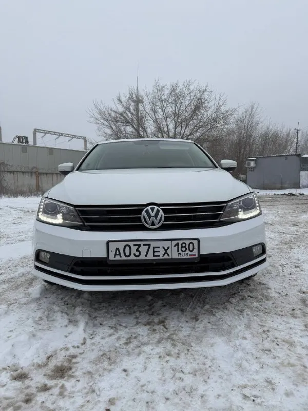 Продам свою свою jetta 6 sel 2014. я собственник. птс оригинал, одна запись. 1.8. 6 ст. автомобиль в хорошем состоянии. технически автомобиль в хорошем состоянии. салон в хорошем состоянии. полный элекропакет, подогревы сидений, люк, климат контроль двухзонный. 2 комплекта резины с дисками. на все вопросы отвечу по телефону. автомобиль находится в г. донецке. цена 1.150000. реальному покупателю хороший торг. продаю по причине покупки нового авто. +79493215821. +79495339607 -телеграм. 📲 tg: @e_078_a 📞 звоните: +7(949)3215821 - фотография - 6