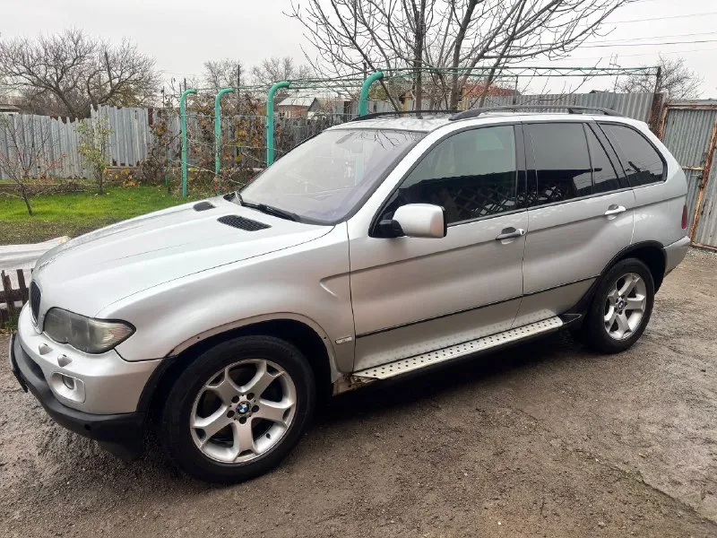 Продам bmw х5 3.0 ат,2004,дизель. по кузову есть рыжики, но не критично. двс в отличном состоянии, масло не берет от замены до замены ни капли. работает отлично, ходовая на пневмоподушках. мариуполь. возможен обмен с вашей доплатой. 930 000₽ небольшой торг у капота. +7 (949) 601-82-87 📲 tg: yana holubets 📞 звоните: +7(949)6018287 - фотография - 2