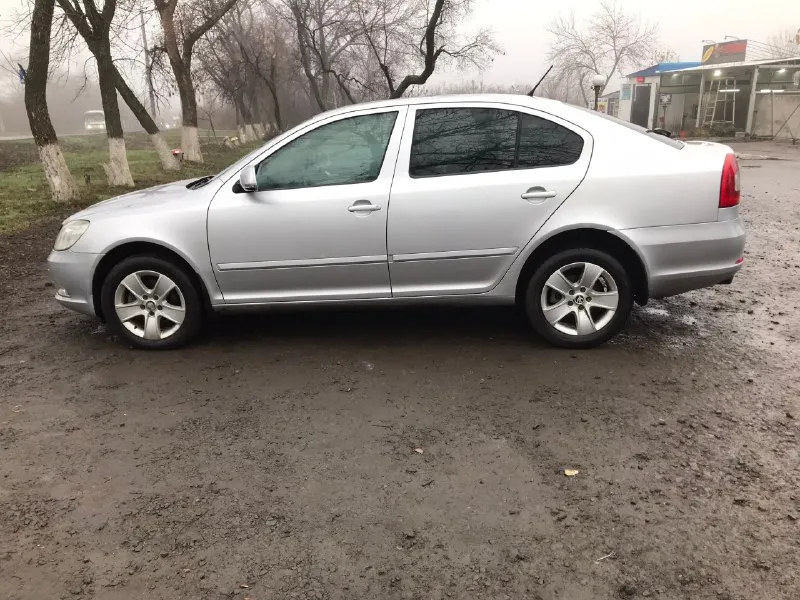 Октавиа 2011г. двигатель 1.8tsi. пробег 131000км. коробка автомат. состояние соответствует фото 890000₽ торг +79595854035 📞 звоните: +7(959)5854035 - фотография - 3