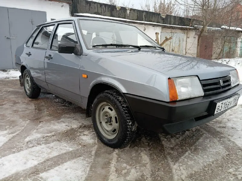 Автор: продам срочно! ваз 21099 2007г. автомобиль в идеальном состоянии без вложений. один собственник. родной пробег 83.000 км. мотор коробка часы. 🔥✈️🚀 кузов в идеале. ходовая без вложений. салон ваз 2115 как новый. с документами полный порядок оформление в мрэо. продажа обмен. цена 365т. хороший торг. +79495370871 г. донецк. . . ???наш телеграм канал [ бесплатное размещение за репост??? правила сообщества [ мы в мах [ [ 📞 звоните: +7(949)5370871 - фотография - 4