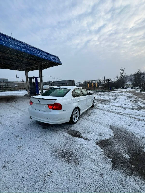 Автор: продам bmw 3 e90 2,5 полный привод 218🐎 2009 год (рестайлинг) пробег 190.000 (родной ) машина без шпаклевки! авто складывание зеркал (м накладки) хорошие линзы в фарах (40.000 р ) r18 диски с x1 спорт подвеска спорт сидение коралловый цвет (смотрится просто 🔥, состояние 🔥) подогрев зеркал подогрев руля подогрев сидений датчик света датчик дождя круиз климат полная мультимедиа память сидений 2 ключа и многое другое я собственник +7(949) 754-63-58 -владислав только звонить по номеру (не писать в личные ) цена 1.4🍋 покупая машину за эти деньги, вы должны понимать, что скорее всего такой комплектации в донецке вы не найдете!. . ???наш телеграм канал [ бесплатное размещение за репост??? правила сообщества [ мы в мах [ [ 📞 звоните: +7(949)7546358 - фотография - 4