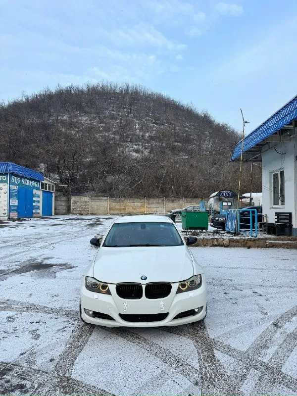 Автор: продам bmw 3 e90 2,5 полный привод 218🐎 2009 год (рестайлинг) пробег 190.000 (родной ) машина без шпаклевки! авто складывание зеркал (м накладки) хорошие линзы в фарах (40.000 р ) r18 диски с x1 спорт подвеска спорт сидение коралловый цвет (смотрится просто 🔥, состояние 🔥) подогрев зеркал подогрев руля подогрев сидений датчик света датчик дождя круиз климат полная мультимедиа память сидений 2 ключа и многое другое я собственник +7(949) 754-63-58 -владислав только звонить по номеру (не писать в личные ) цена 1.4🍋 покупая машину за эти деньги, вы должны понимать, что скорее всего такой комплектации в донецке вы не найдете!. . ???наш телеграм канал [ бесплатное размещение за репост??? правила сообщества [ мы в мах [ [ 📞 звоните: +7(949)7546358 - фотография - 7