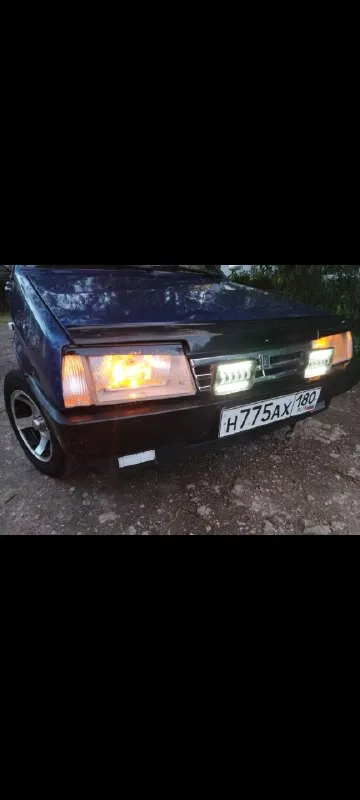 В продаже ваз 2199 на полном боевом ходу. 1997 г в. 1.5 карб. под капотом почти всё новое. по кузову есть по мелочам вздутики, в силу возраста. .. но в целом машинка хорошая, ездит по выходным на рынок, в магазин. газ вписан в т п. работает ровно, тихо без перебоев, как на бензине, так и на газу. два комплекта резины, и ключей, лето на дисках, зима новая ! на штампах. .. вложено много сил и внимания. свет би лэд. масло 5w40. бордюры новые, обработана. остальное, по телефону. 190₽. будет радовать вас. донецк макеевка червоогвардейка, +79495083982 эдуард. 📞 звоните: +7(949)5083982 - фотография - 8