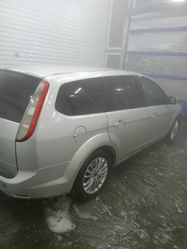 Здравствуйте продам автомобиль ford focus 2 2010 года рестайлинг объём двигателя 1,6 бензин двигател... - фотография
