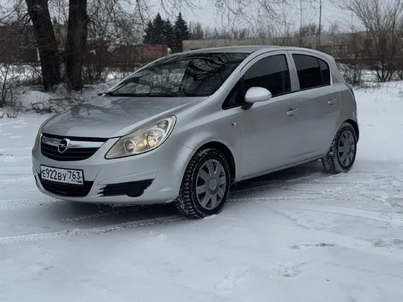 Продам opel corsa d 🚘 (дизель) авто в хорошем состоянии!!! на полном ходу!!! работает всё, что должно работать 👍 2008год рождения два комплекта колёс! (стоит зима на шипах) лето в багажнике) двигатель работает ровно, без лишних звуков!!! едет очень бодро хоть и объём 1.3 ! заводится в любой мороз без проблем 👌 кпп работает без хрустов, не выбивает в общем без нареканий!!!!! стекала родные!!!!! 🚘 abs 🚘подогрев сидений 👍 🚘подогрев зеркал 🚘подогрев заднего стекла 🚘электро усилитель руля 🚘регулировка руля в разных положениях! 🚘электро регулировка зеркал 🚘дворник заднего стекла 🚘2 электро стеклоподъёмники 🚘ручник держит 🚘 сенсорная магнитола!!!! в общем очень комфортный и экономичный автомобиль расход топлива 6-7 литров!!!! ходовая в отличном состоянии не единого лишнего звука при езде!!!! из-за своих не больших габаритов очень удобен для езды в городе ! ☎️+79490364026 - фотография - 3