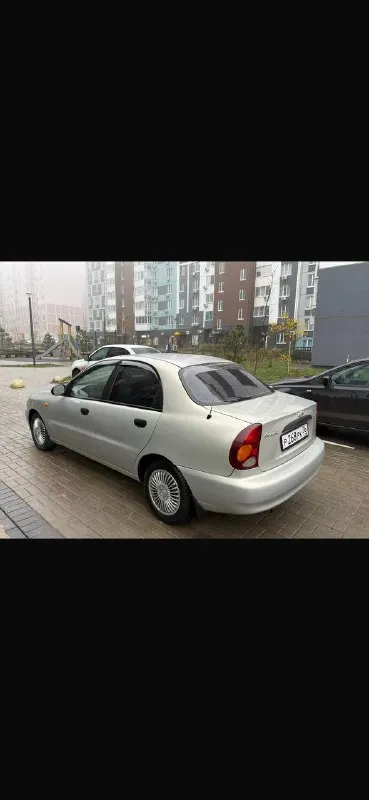 Продаже шевролет ланос 2007 г выпуска в максимальной комплектации кондиционер 2 стеклоподъемника абс гур авто в отличном состоянии гнилых мест нет техническая часть вся обслужена в данный момент не какие вложения не требуются пробег 163 т. км подтверждений автотекой. в дтп не была на учет встанет без проблем техосмотр пройден все номера читаются цена 320 т осмотр г донецк +79498313052 +79604471800 ватсап телеграмм имо - фотография - 5