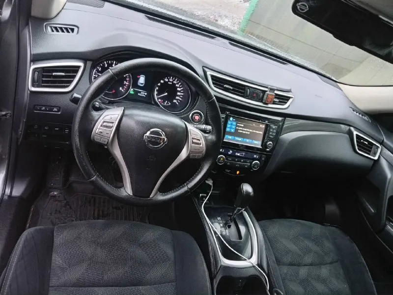 Продам личный автомобиль x-trail 2016 г. в. ✅двигатель 2.0 л. бензин. ✅комплектация: датчик дождя, датчик света, круиз контроль, 2х зонный климат контроль, сигнализация с обратной связью, без ключевой доступ, парктроники впереди, сзади, старт стоп, отличная аудиосистема, панорама с люком, обогрев лобового, заднего стекла, подогрев сидений, мультируль, багажник открывается с кнопки и с датчика движения, камеры 360 и многое другое. всё работает. ✅на автомобиле езжу каждый день, нареканий нет. автомобилем доволен. ✅ автомобиль в хорошем техническом состоянии. ✅могу присутствовать при перерегистрации в мрео. цена 1🍋530₽. торг. осмотр г. макеевка. +79493262468 📞 звоните: +7(949)3262468 - фотография - 6