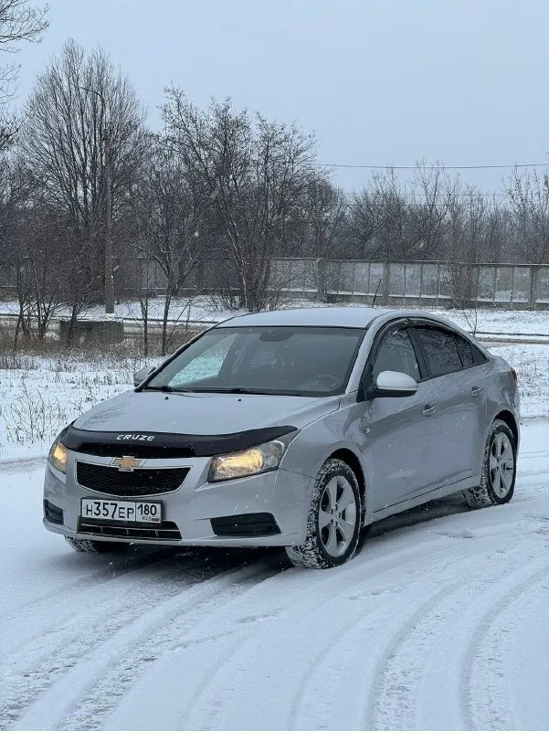 Chevrolet cruze 2009 1.6 бензин автомат цена 499 тыс рублей торг символический ✅я собственник, пробег 152 тыс двигатель 1.6 работает отлично 112 л. с (масло не ест) коробка передач автомат без нареканий. ходовая более менее, салон чистый и ухоженный! кузов в достойном состоянии (оцинкованный) комплектация: полный электра пакет, кондиционер, полный бортовой компьютер, подогрев сидений, планшет с навигацией, хорошая музыка, мульти-руль, юридически чистая. уже на 180 учете доки на фото макеевка район пушка +79498558051 vin : kl1ja69e9ak506690 возможно выгодный обмен с вашей доплатой на обмен цена дороже 📞 звоните: +7(949)8558051 - фотография - 3