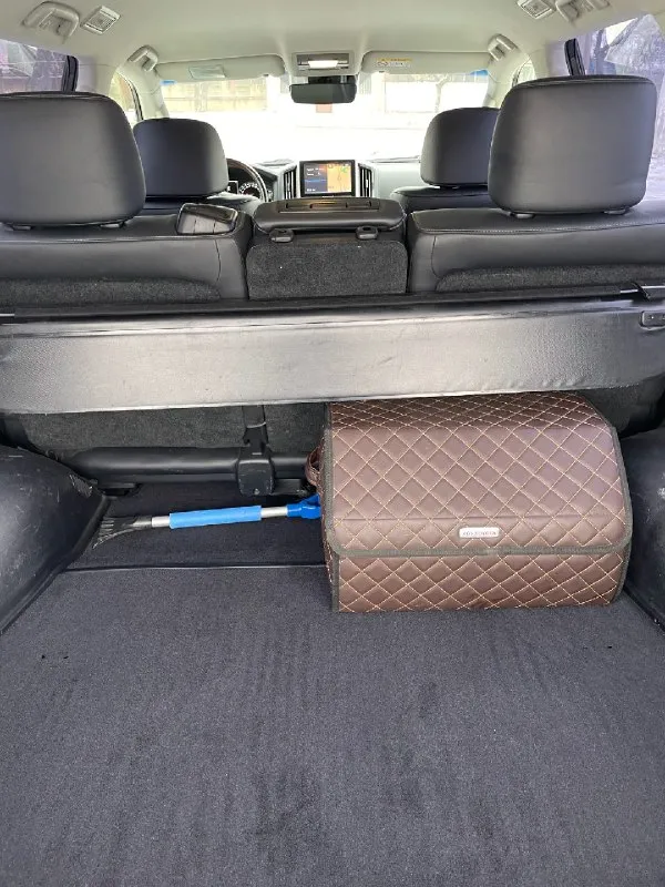 Тойота ланкрузер 200 год выпуска 2016 двигатель 4 5 дизель пробег 180 тысяч км идеальное состояние без единого подкраса 100% готов на любые проверки два комплекта резины зима лето два комплекта ковриком весь комплект ключей зоны риска брони плёнки сервисная книжка или обмен цена 5🍋700 +79495180296 📞 🇷🇺 звоните: +79495180296 - фотография - 9