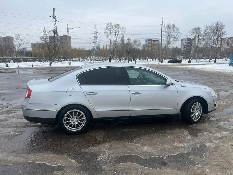 Volkswagen passat b6 2.0d dsg 2.0 tdi (170л. л) город: мариуполь тел:+7 949 811-73-18 3 хозяина зеленая автотека (без дтп) не гнилая отлично турбина дует dsg обслужена хорошая комплектация круиз контроль датчик света датчик дождя климат 2х зонный свежая липучка 2 ключа подогрев заднего ряда сидений цена:680.000 тыс торг 📞 звоните: +7(949)8117318 - фотография - 5