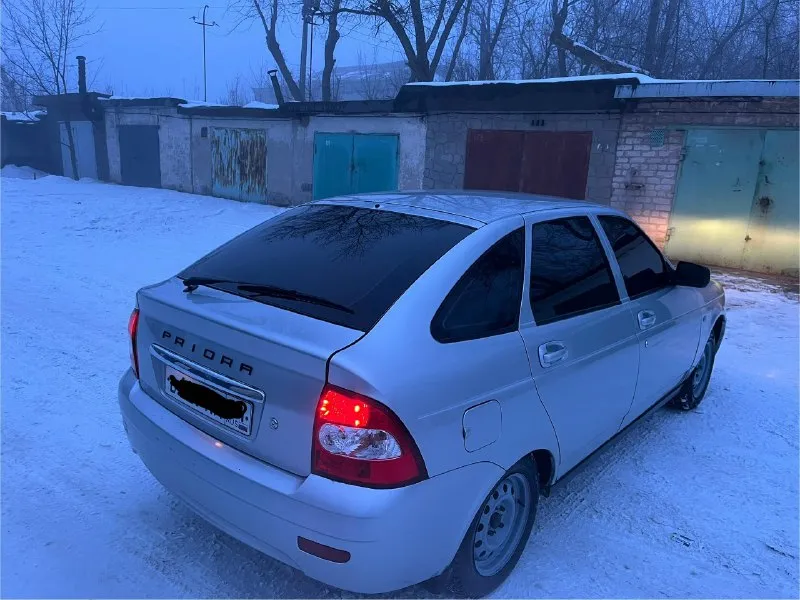 Описание здравствуйте, продаю свой личный автомобиль ваз приора 2010 года с пробегом 200 000 тысяч, родной в автомобиле есть всё для комфортной езды, abs регулятор зеркал подушки безопасности электроусилитель руля стеклоподъемники автозапуск музыка по силовым частям все отлично днище лонжероны стаканы карманы целое, по технической части нареканий нет ! цена 365 000 тысяч рублей номер для звонка +79498339027 телеграмм в случае если не дозвонишься +79494504360 📞 звоните: +7(949)8339027 - фотография - 3