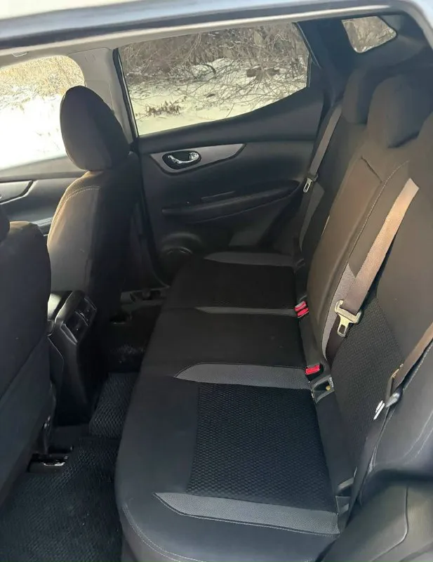 Автор: qashkai год - 2019 пробег - 117000 км двигатель - 2.0 бензин. кпп - автоматическая цена - 1 680 000 рублей техосмотр пройден ! диагностическая карта есть, переоформление без проблем! продам кашкай в красивом цвете белый перламутр, обслужен и в хорошем состоянии. замена антифриза, трансмиссионной и тормозной жидкости производилась летом на пробеге 110 000 тысяч. автомобиль полностью в вибро-шумоизоляции включая потолок и пол, в машине очень тихо и комфортно, музыка играет отлично, двери и арки обработаны антикором, установлен большой, дорогой монитор и камера заднего вида с хорошим разрешением. парктроники перед, зад. диски 19го диаметра с новой зимней резиной. подогрев руля, передних и задних сидений, зеркал заднего вида. два ключа, сигнализация с автозапуском. в доработки автомобиля вложено порядка 400 тысяч рублей. кто купит не пожалеет, семейная машина которую делали для себя. днр г. макеевка : +79493389452.. ???наш телеграм канал [ бесплатное размещ 📞 звоните: +7(949)3389452 - фотография - 7