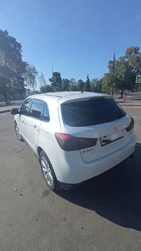 Mitsubishi outlander sport (asx) г. луганск 2.0l 4wd ‼️2014 год. подключаемый полный привод двигатель 2.0, 150л. с кондиционер, птф, гур сигнализация с автозапуском подогрев зеркал курсовая устойчивость, круиз-контроль, abs, мультируль, камера заднего вида, управление на руле. салон в идеальном состоянии. коврики delform(оригинальные также в наличии) технически исправный двигатель и коробка полностью обслужены(установлены оригинальные запчасти), пробег 165тыс. миль зимня резина в комплекте масло менялось каждые 7 тыс. км. ‼️ один хозяин по птс‼️ безопасность в целости. всё работает. +79591083015 📞 звоните: +7(959)1083015 - фотография - 4