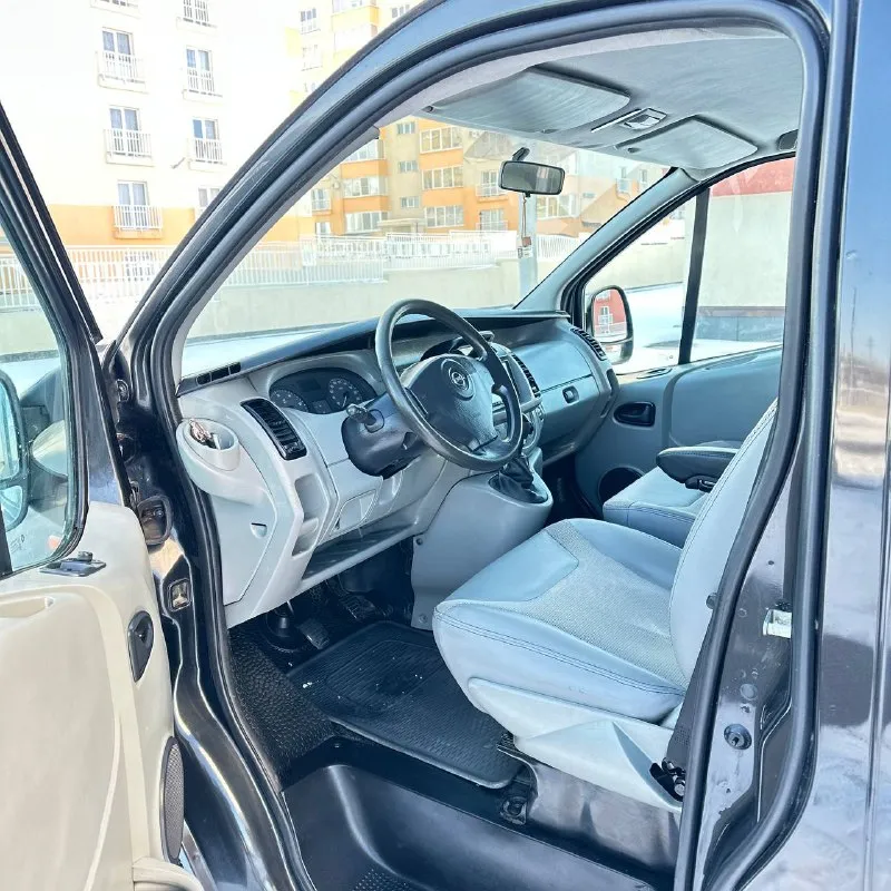 Продам opel vivaro 2.5 пассажир 7+1. 2006 год. машинка в отличном состоянии, полностью обслужена. в коммерции не участвовала, использовалась как семейная машина. я один единственный владелец, гаражное хранение. замена масла каждые 8 тыс. стекла все родные, лобовое без сколов. 2 комплекта резины зима/лето. только полное переоформление. пробег 182 000 1 450 000 руб +79497314939 📲 tg: denis kaplya 📞 звоните: +7(949)7314939 - фотография - 10