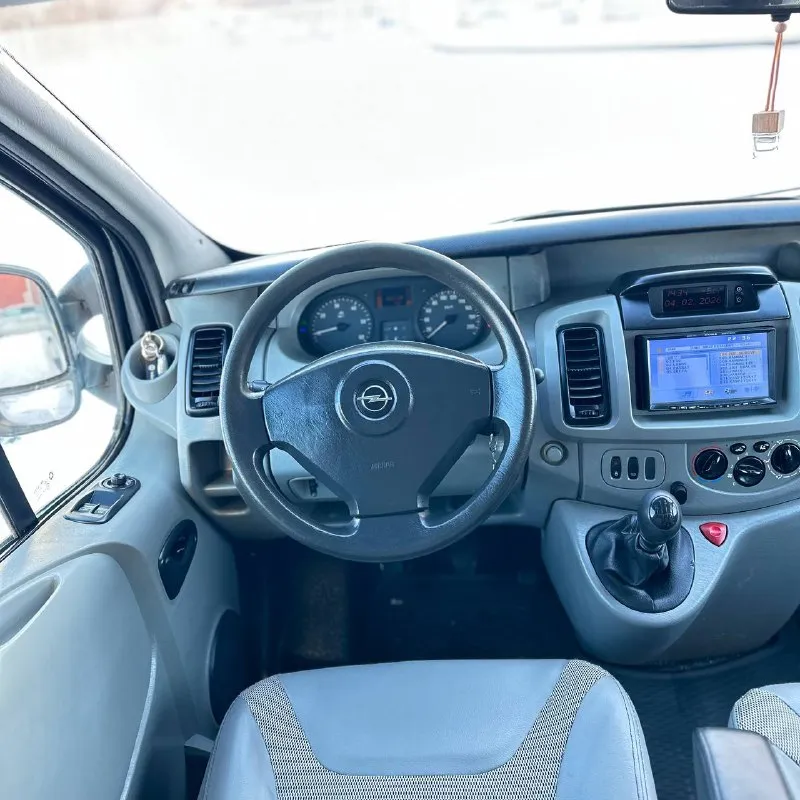Продам opel vivaro 2.5 пассажир 7+1. 2006 год. машинка в отличном состоянии, полностью обслужена. в коммерции не участвовала, использовалась как семейная машина. я один единственный владелец, гаражное хранение. замена масла каждые 8 тыс. стекла все родные, лобовое без сколов. 2 комплекта резины зима/лето. только полное переоформление. пробег 182 000 1 450 000 руб +79497314939 📲 tg: denis kaplya 📞 звоните: +7(949)7314939 - фотография - 9