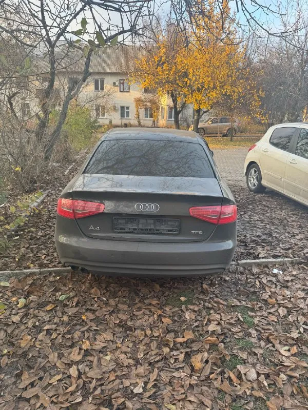 Продам под восстановление audi a4 в кузове b8 рестайлинг 2013 года выпуска 1.8t пробег 145.000 км ко... - фотография