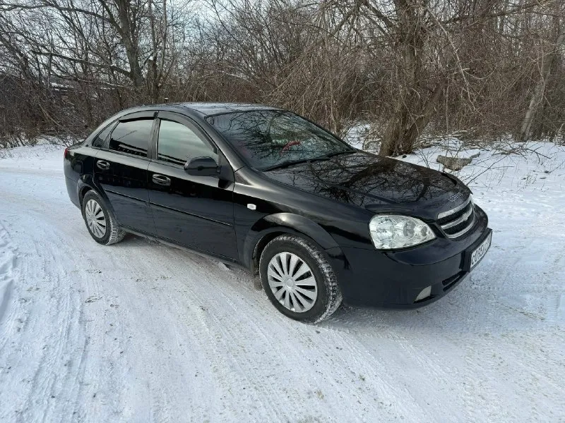 Продам chevrolet lacetti 2008 год. мотор 1.6 автомат пробег 220 тыс. автомобиль в хорошем состоянии.... - фотография