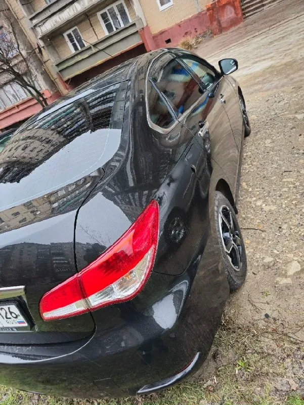 Продам nissan альмеру, 2015 год, 1.6, пробег 231.000, цена 550.000 торг, по всем вопросам +794931401... - фотография