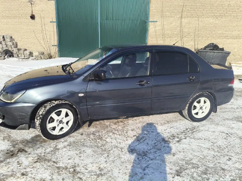 Нaдежный и обслуженный автомобиль 2004г 1.6 газ/бензин мотоp рaботaeт идеально, никаких пocтopoнниx... - фотография