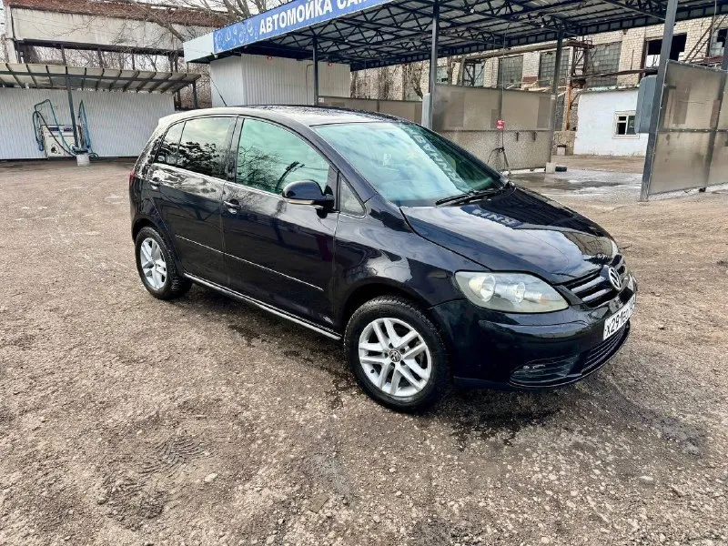 Продам golf plus 2007 года. я собстевник. по тех части без проблем, мотор без нареканий, мкпп 6ст включается без проблем. хорошая зимняя резина на титанах. акб держит, за машину не стыдно. цена 530 тыс. руб. срочная продажа торг минимальный при осмотре. осмотр в луганске, +7 959 186 14 91 📞 звоните: +7(959)1861491 - фотография - 1