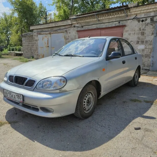 Продам lanos 2008год двигатель 1.4 газ/бензин пробег 167тыс документы готовы, один владелец, газ вписан. по лкп есть нюансы на фото видно машина на полном ходу, в хорошем тех. состоянии донецк 225 т рублей, торг у капота +7949-302-98-78 📞 звоните: +7(949)3029878 - фотография - 5