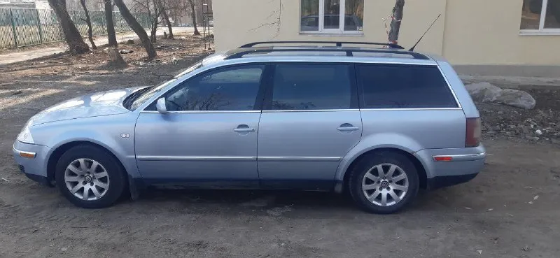 Volkswagen пассат 2003г. двигатель 1.8 турбо. авто в хорошем состоянии, турбина новая, новый радиатор. двигатель, коробка, ходовая в норме, менялись все ремни, ролики, помпа, натяжитель. цена 400 тысяч рублей. +79497187468 📲 tg: denis 📞 звоните: +7(949)7187468 - фотография - 3